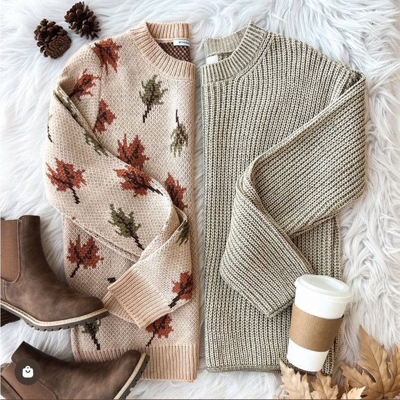 Staccato Cream Sweater with Autumn Leaves - Picture 3 of 3
